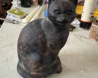 Cast cat