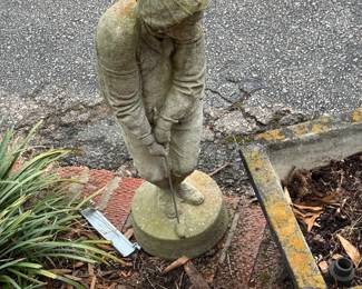 Garden golfer