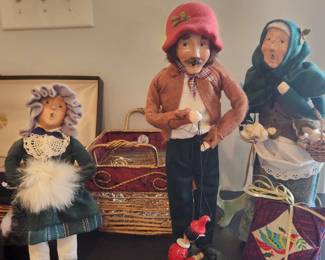 Byer's Choice Collectibles