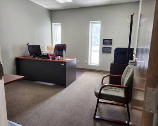 Office desk, guest chairs, coat hall tree, printer, credenza