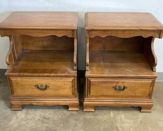 Pair of Vtg Maple 'Cal Shops' Nightstands