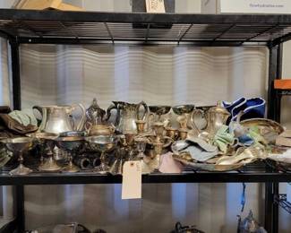 5220  Metal Dish Ware