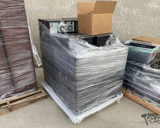 2508  Pallet of HP Computers and Powercords