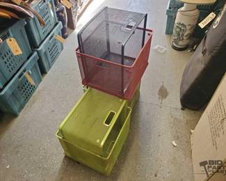 5022  Mesh Wire Totes