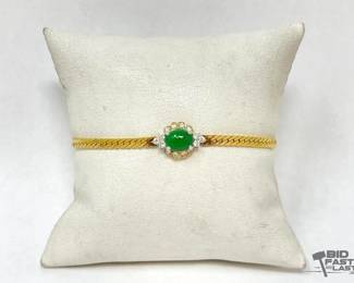 712  14k Yellow Gold Emerald  Diamond Center