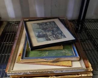 5246  8 Artwork Pieces