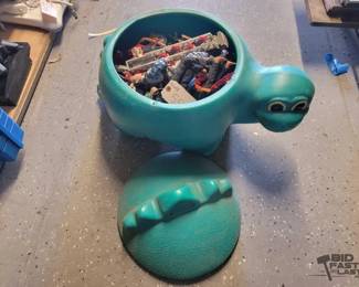 5522  Dinosaur Toy Chest with Toys