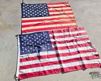 3008  2 American Flags