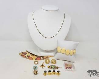 1032  Costume Jewerly