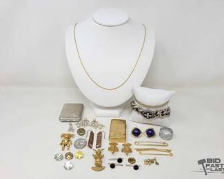 1034  Costume Jewelry