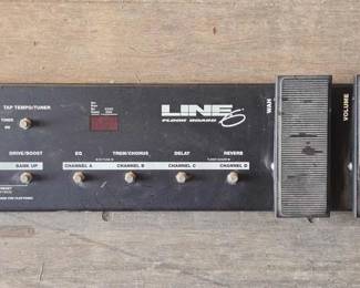 2300  Line 6 Floor Board