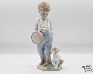 2262  Llardo Friendly Duet Porcelain Sculpture