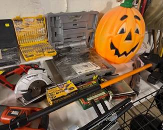 Tools and a Plastic pumpkin that works