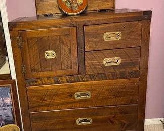 Dresser Matching all pieces in this bedroom