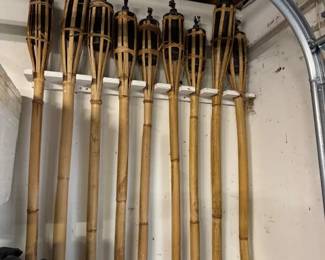 9 Tiki Torches