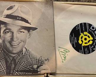 Bing Crosby 45's in Primo Condition 20 45s in Green Memory Box 