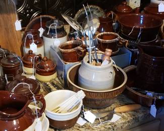 Mirror Brown - Hull and McCoy