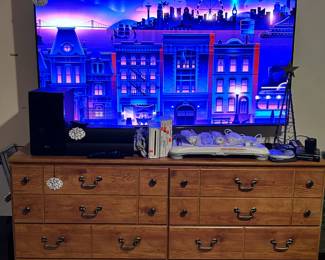 65" 4K OLED Smart TV