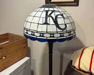 Nice, heavy floor lamp.