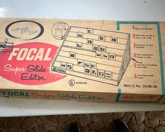 Lovely 1960s slide box in great condition 
