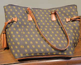 DOONEY AND BURKE LAPTOP/COMPUTER WORK BAG WITH TASSELS LIKE NEW $30