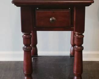 SMALL END TABLE WITH DRAWER $25
