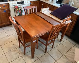 Kitchen Table with 4 chairs, leaf, & protective pads
