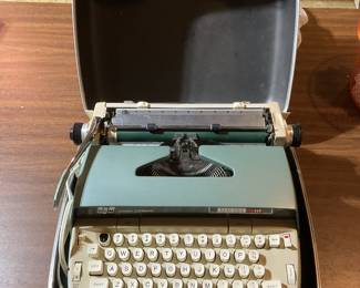 Smith Corona Electra 110 