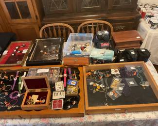 Table full of Jewelry, Watches, Cameras, Military Pins & Buttons