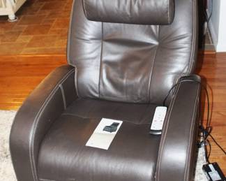 BUY IT NOW! $600.00.  Positive Posture True Zero Gravity Power Recliner.