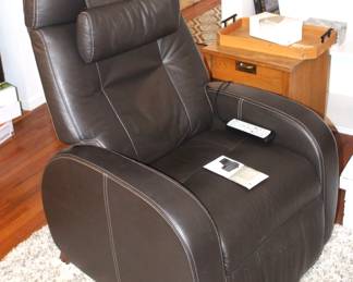 BUY IT NOW! $600.00.  Positive Posture True Zero Gravity Power Recliner.