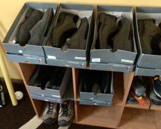 Men’s dress shoes. Many new in box