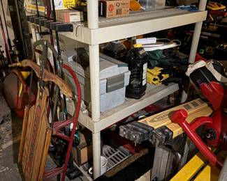 Ladders
Snow blower and power washer NFS
