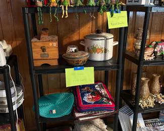 Placemats, pots, and floral items