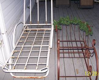 Chaise lounge chair, metal sleigh