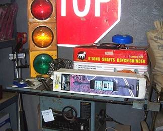 Working traffic light, Delta table saw