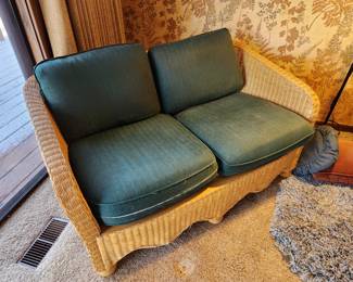 Rattan Love Sofa