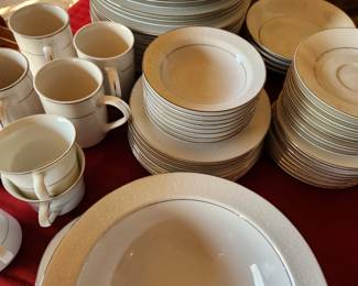 Style House - 'Brocade' China.