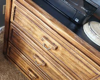Vintage Small Dresser/Cabinet.