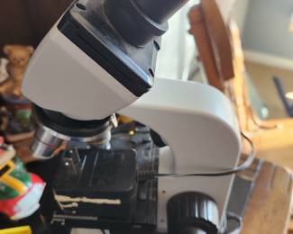 WF10X Microscope - Unico Freedom Series - DIN/18MM Lens.