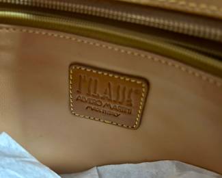Alviero Martini Italian leather handbag -wonderful condition