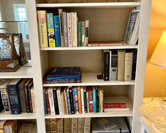 Nice selection of coffee table & antique books