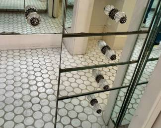 Sherle Wagner crystal cabinet & door knobs 