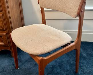 Erik Buch O.D. Møbler MCM Teak Danish Chairs (set of 6)
