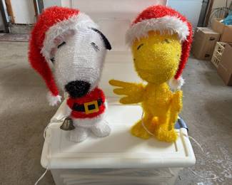 Vintage snoopy holiday decor