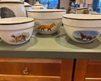 Nesting bowl set