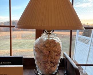 Lamp with shells