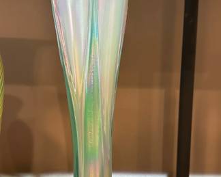 RON MYNATT White Aurene Iridescent Art Studio Glass Vase
