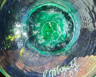 RON MYNATT White Aurene Iridescent Art Studio Glass Vase