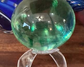 CMG CECIL MCKENZIE Art Glass Paperweight